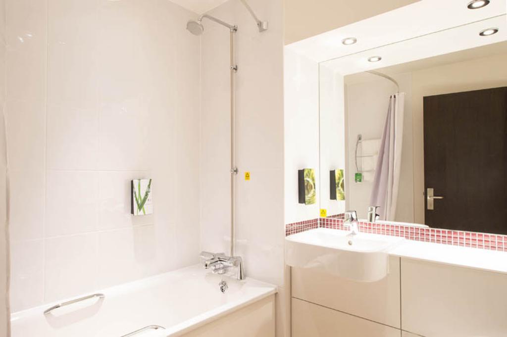 Premier Inn Lancaster Eksteriør bilde